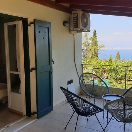 Olive Villas Anapaftíria Eksteriør billede