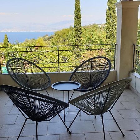 Olive Villas Anapaftíria Eksteriør billede