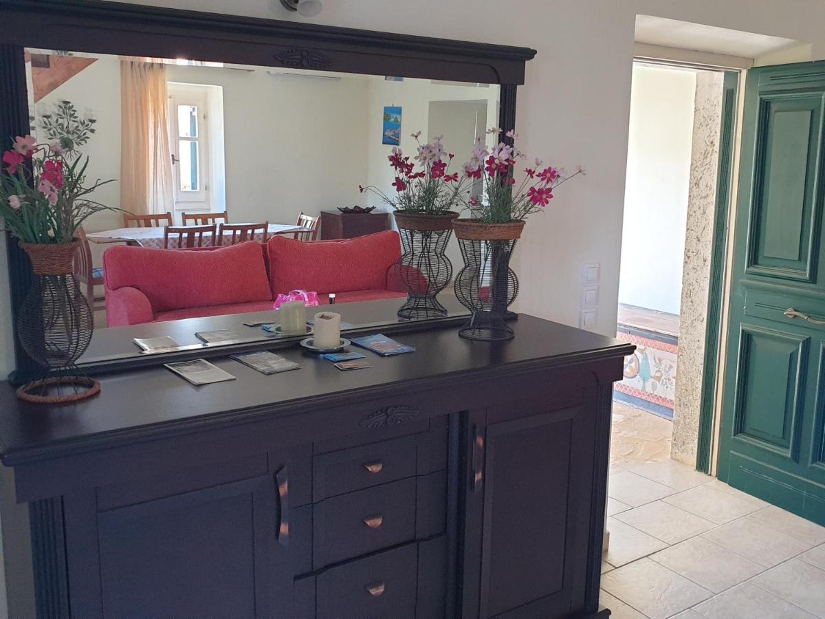 Olive Villas Anapaftíria Eksteriør billede